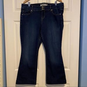 Vintage Torrid Flare Jeans Size 14 EUC